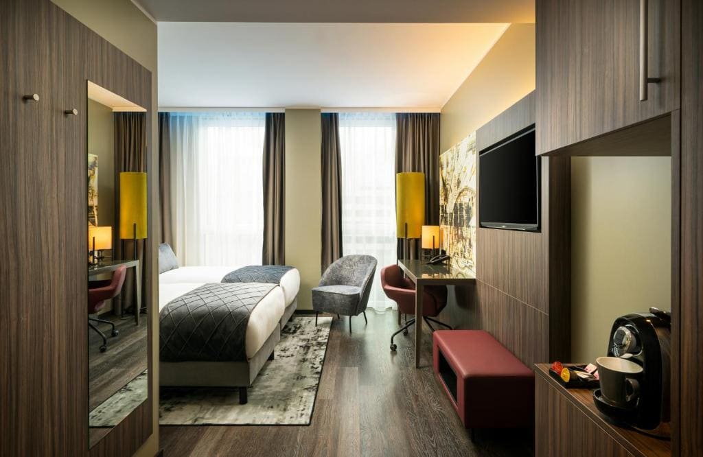 Comfort Twin Room room - Image 2
