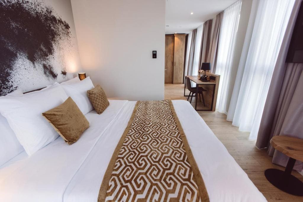 Superior Double Room room - Image 1