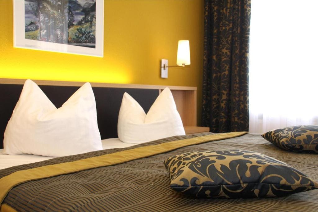 Superior Double Room room - Image 3