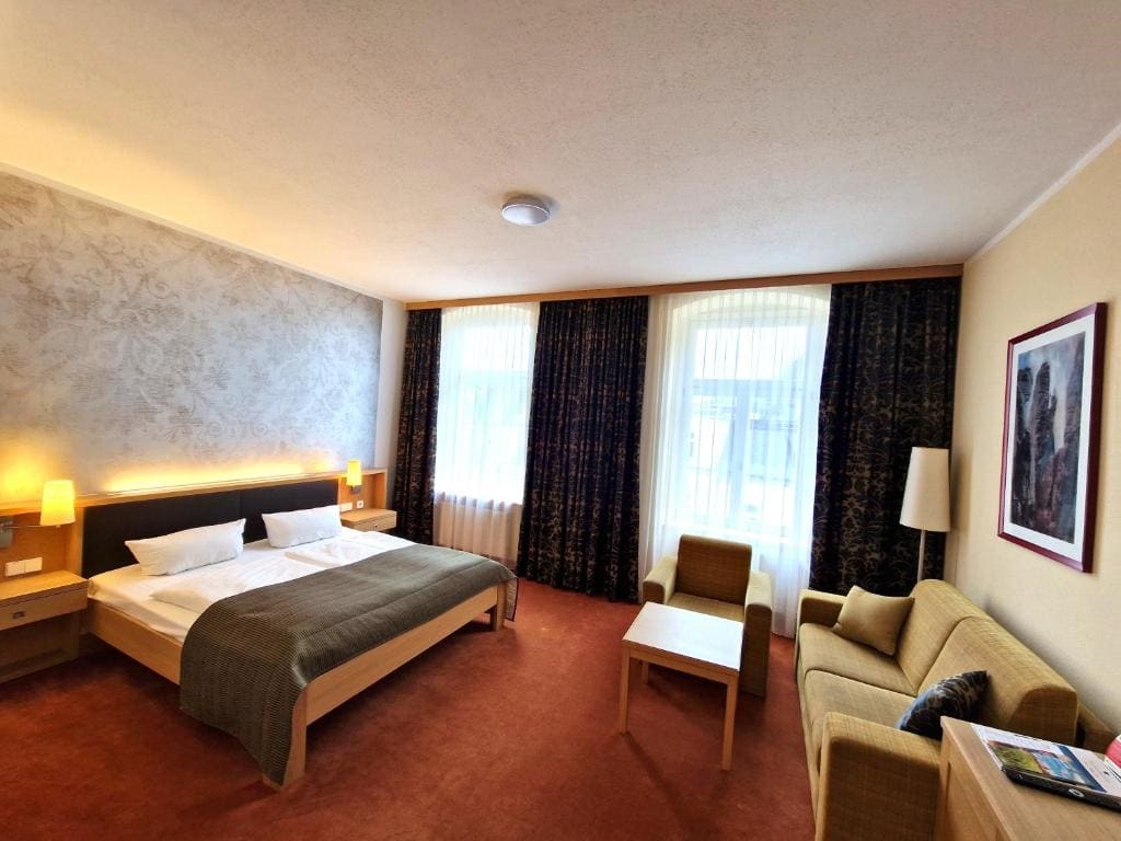Superior Double Room room - Image 2