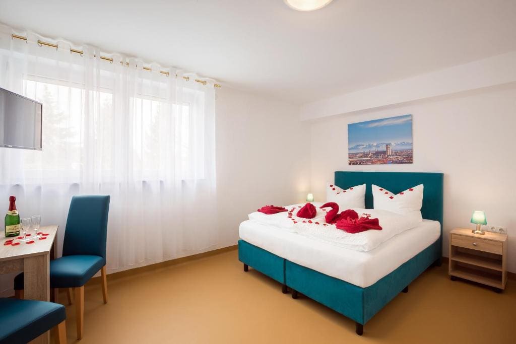 Standard Double Room room - Image 2