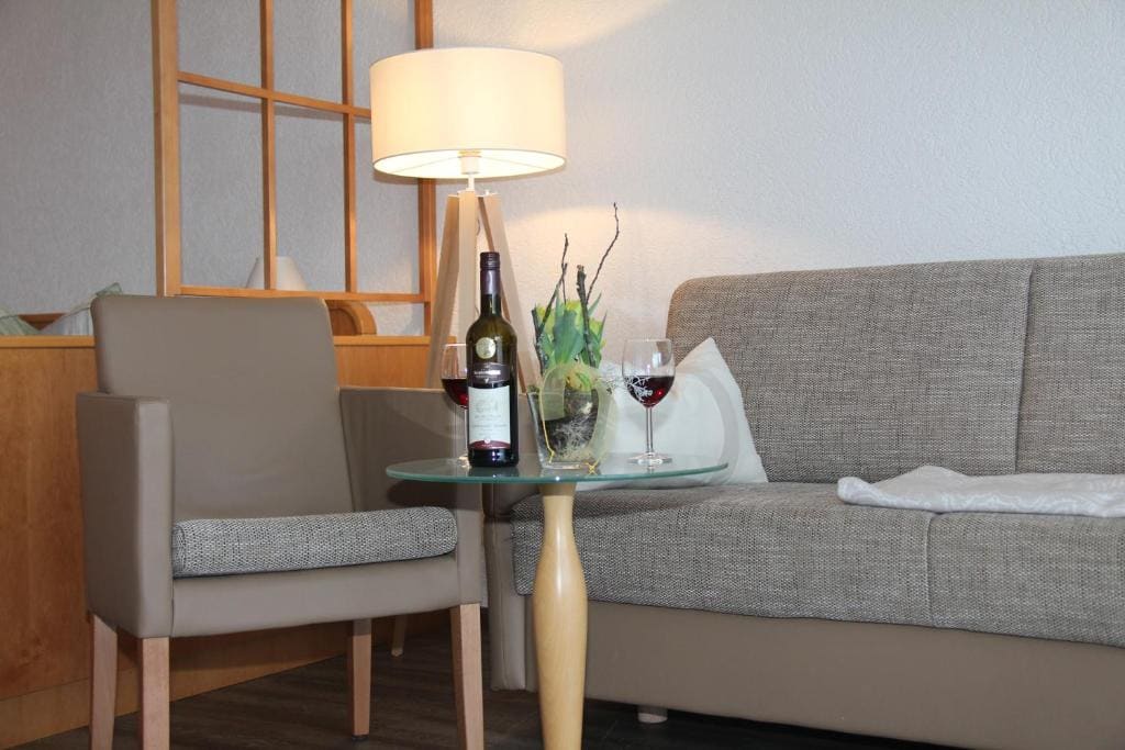 Apartment with Garden View room - Image 2