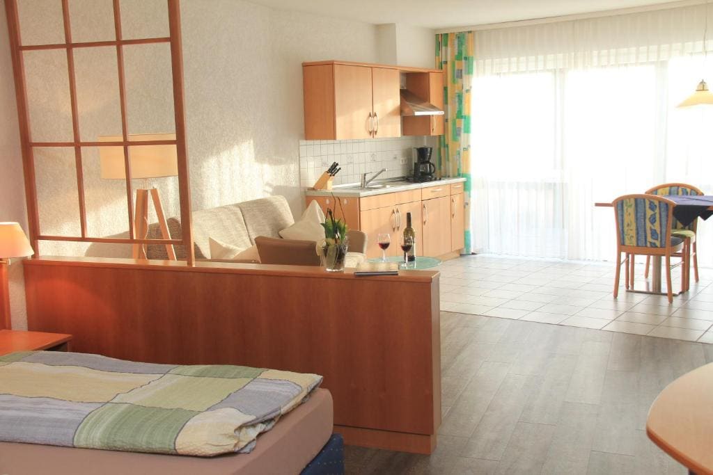 Apartment with Garden View room - Image 1