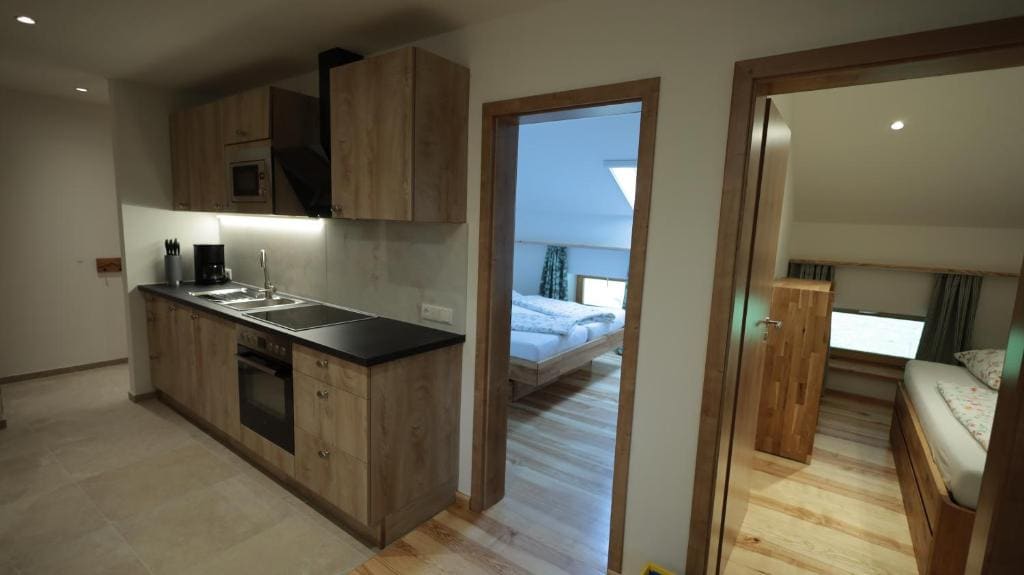 Three-Bedroom Apartment with Balcony room - Image 3