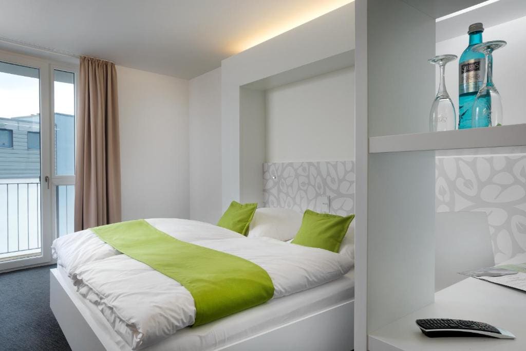 Standard Double Room room - Image 2