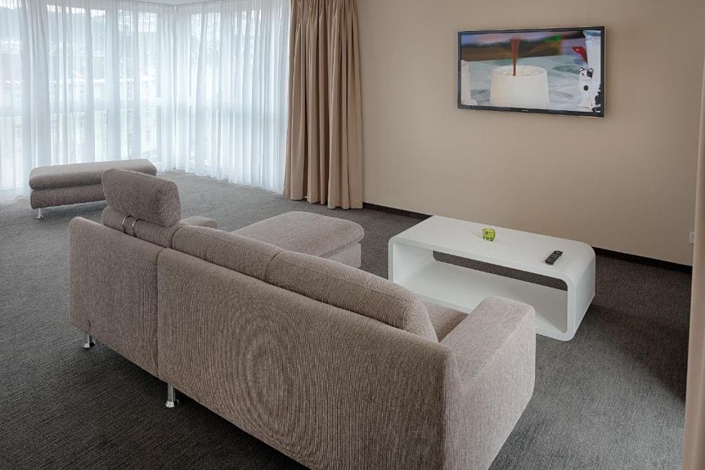 Suite room - Image 2
