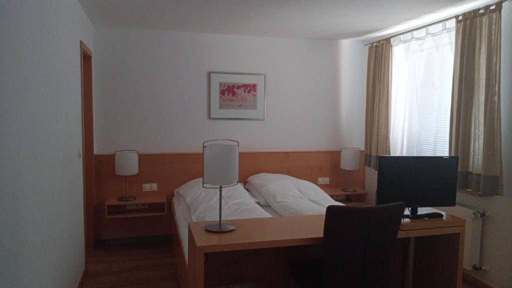 Superior Double Room room - Image 3