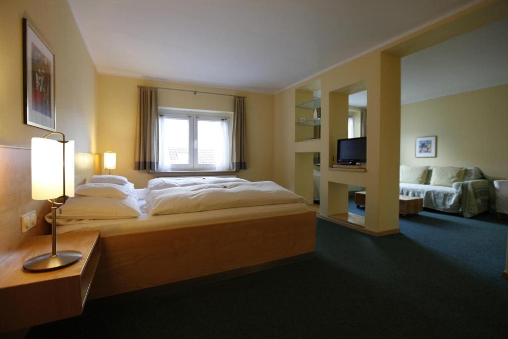 Superior Double Room room - Image 2