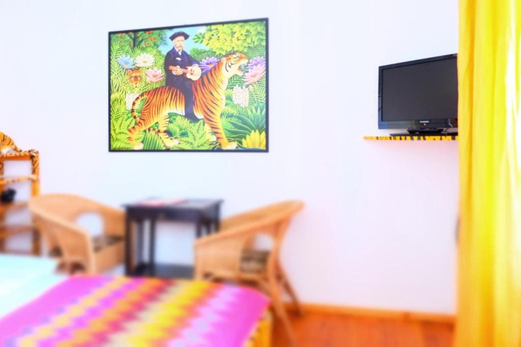 Standard Theme Room room - Image 3