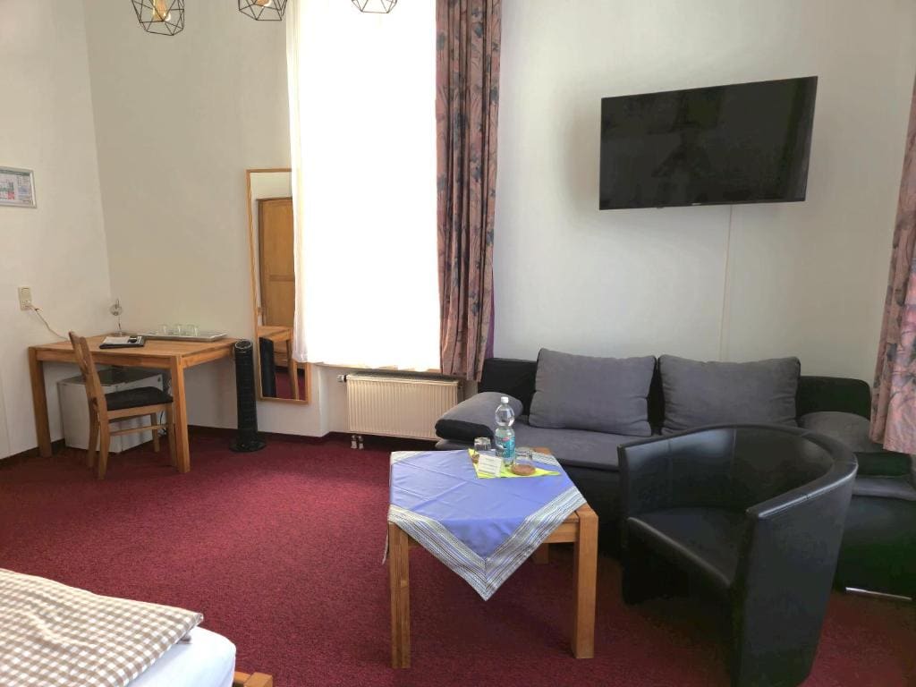 Twin Room room - Image 3