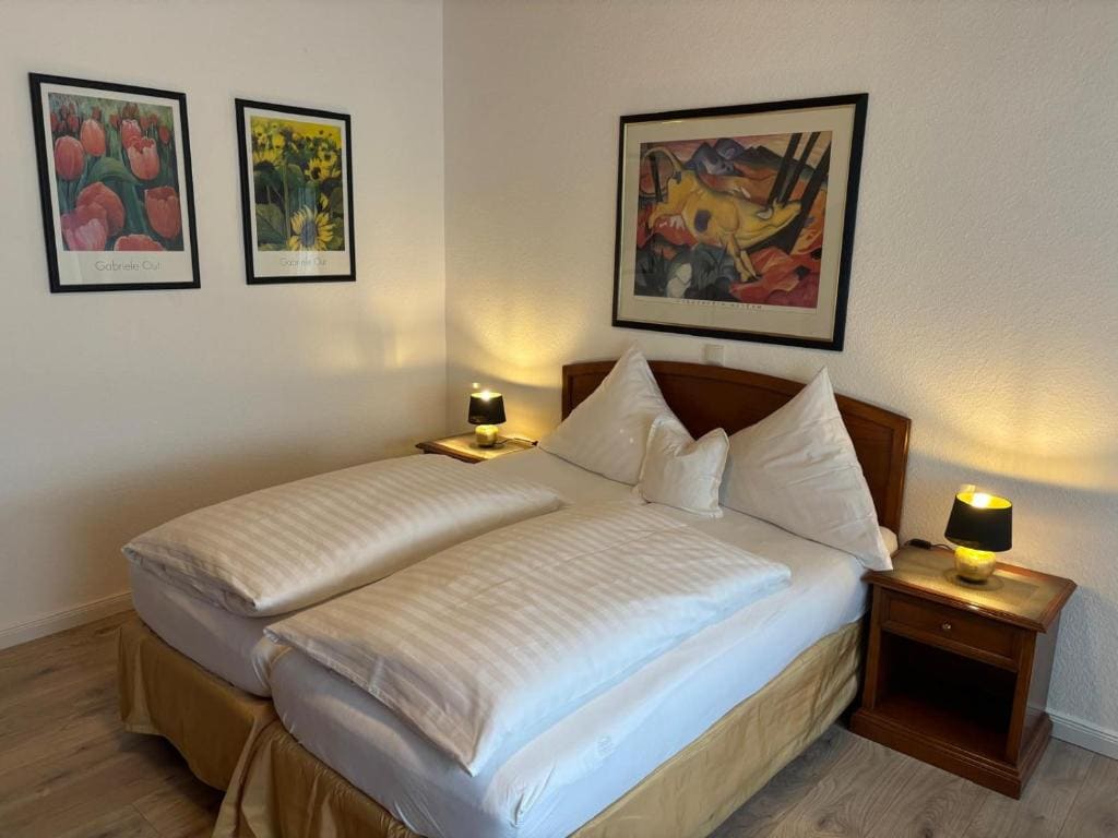 Standard Double Room room - Image 2
