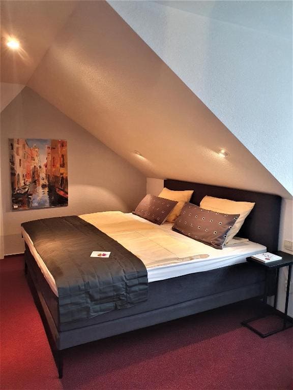 Suite room - Image 1