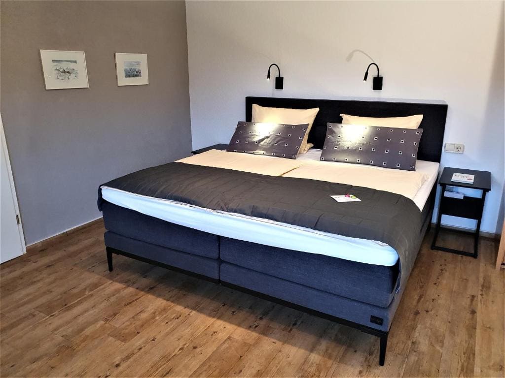 Suite room - Image 2