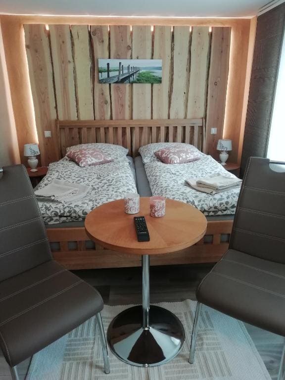 Large Double Room room - Image 3
