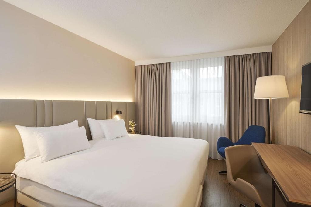 Standard Double or Twin Room room - Image 2