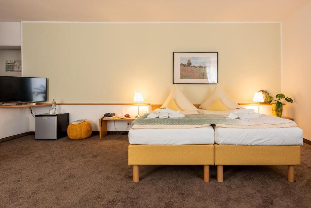 Double or Twin Room room - Image 3