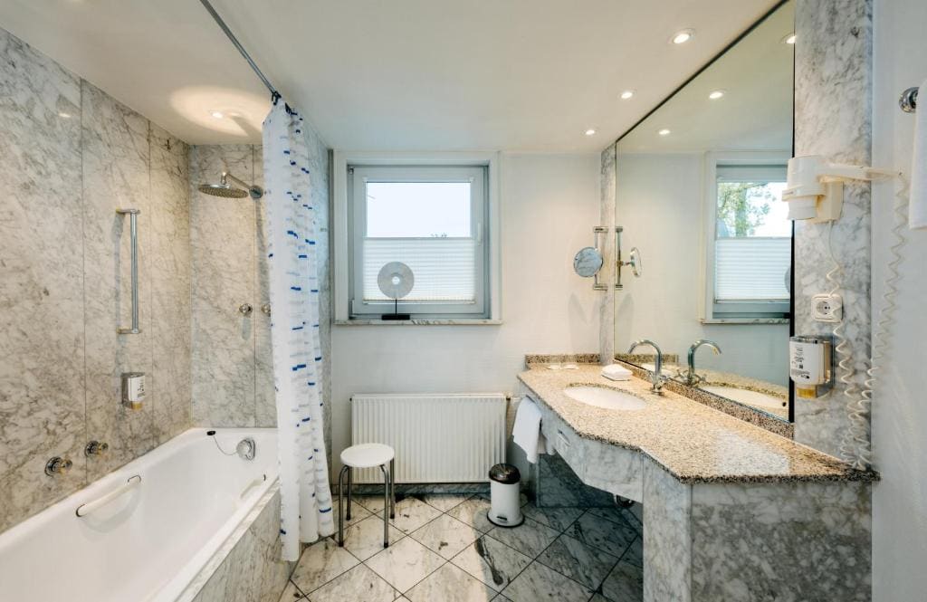 Suite room - Image 1