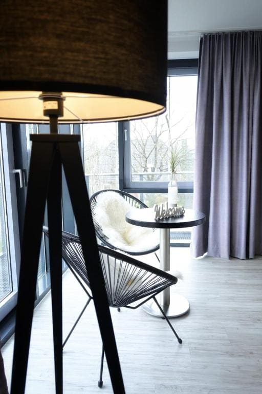 Family Room room - Image 2