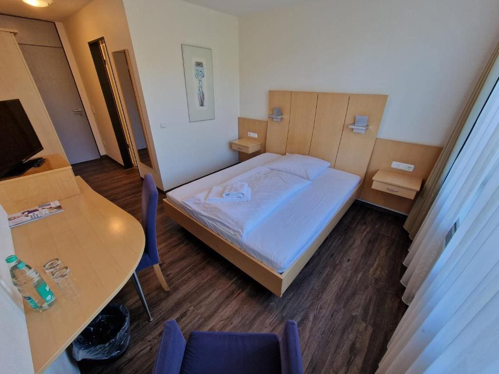 Deluxe Double Room room - Image 2