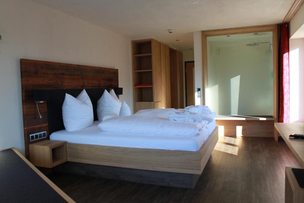 Deluxe Double Room room - Image 1