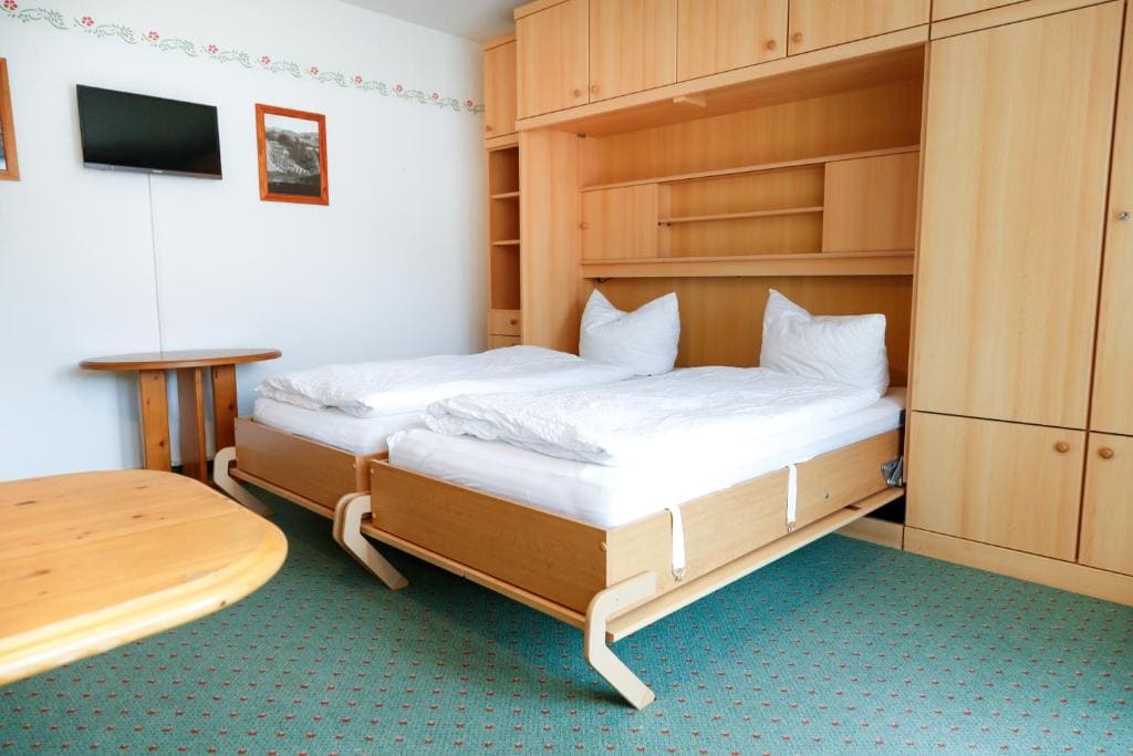 Apartment with Balcony room - Image 1