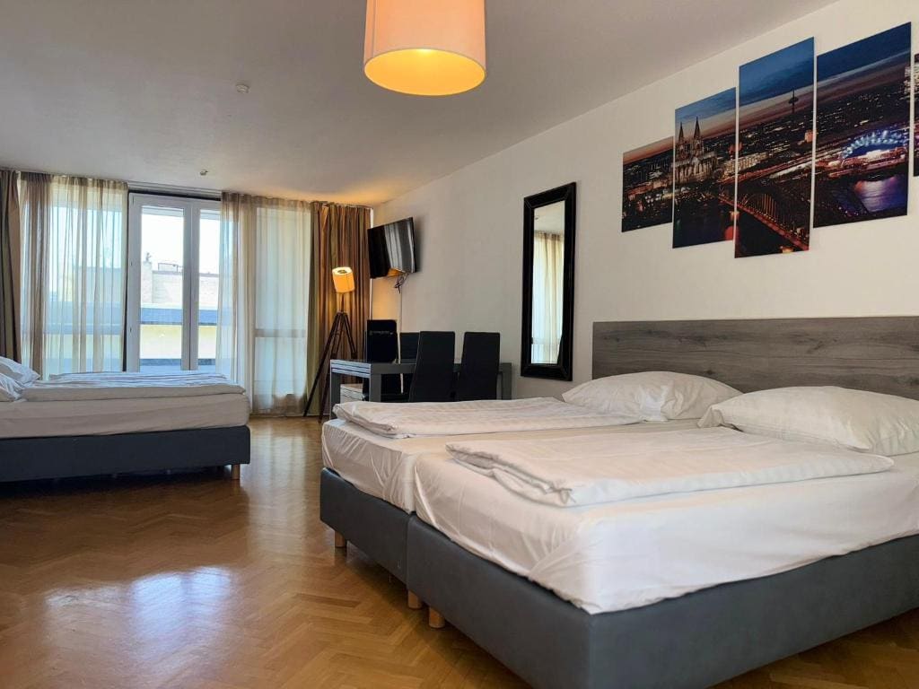 Quadruple Room room - Image 1