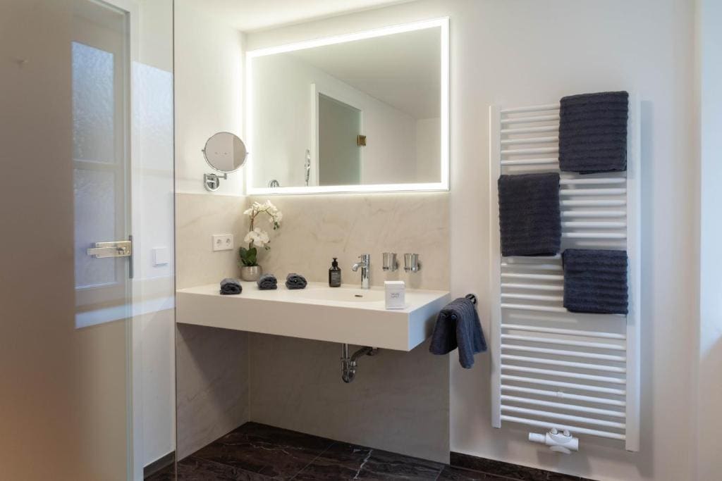 Deluxe Double Room room - Image 2