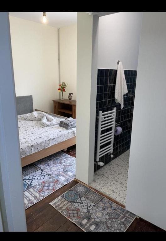 Double Room with Private Bathroom room - Image 3