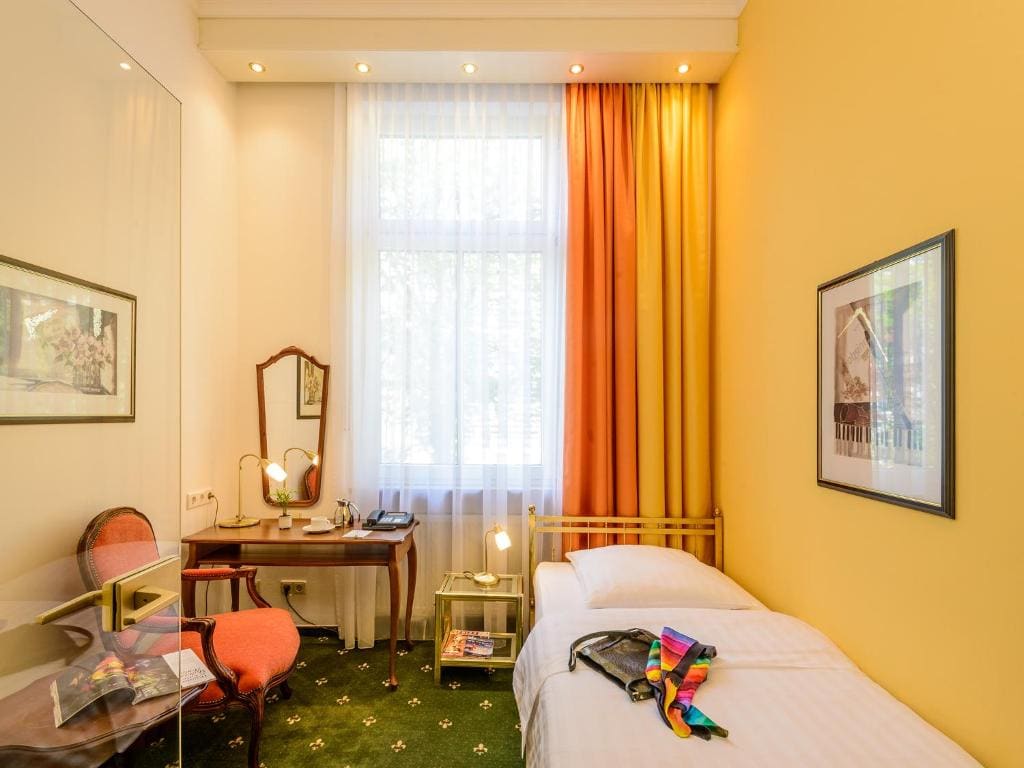 Standard Single Room room - Image 2