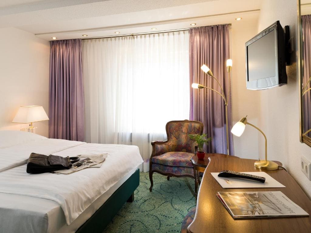 Standard Double Room room - Image 3