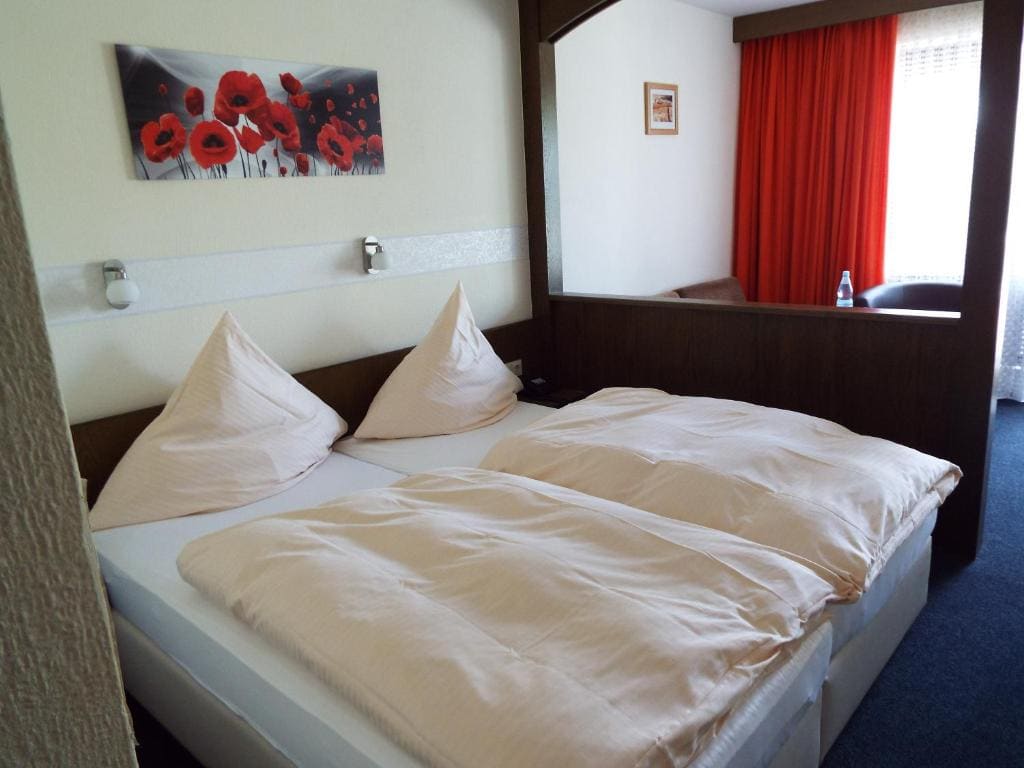 Junior Suite with River View room - Image 1