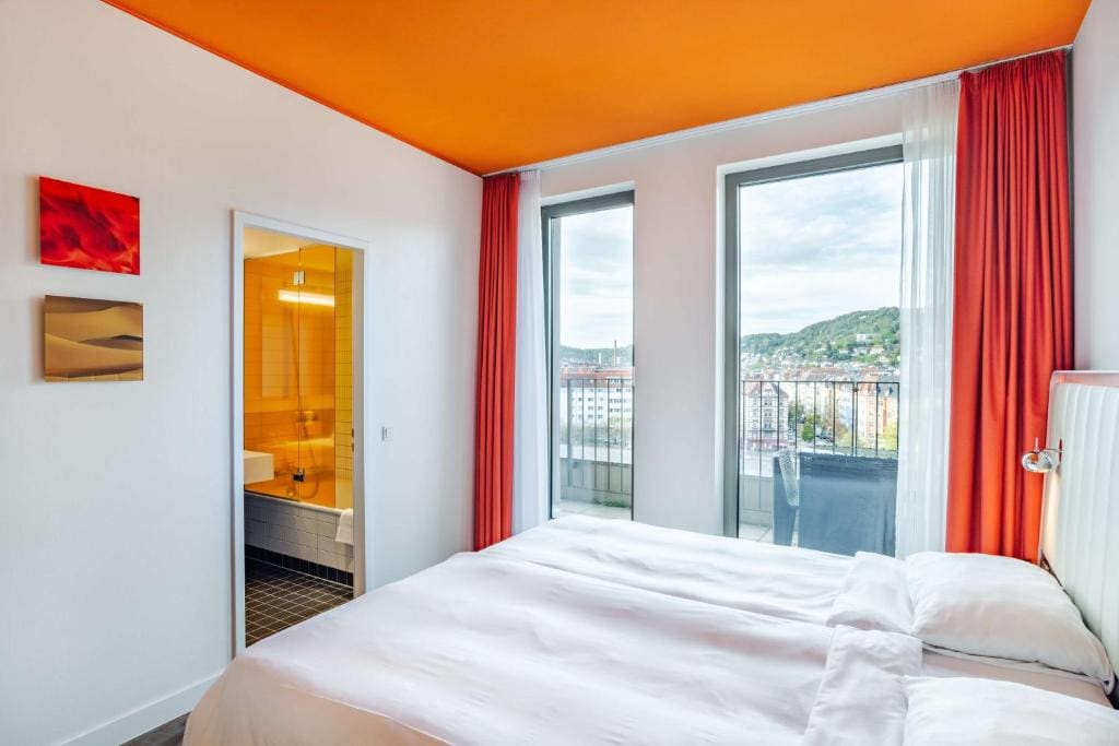 Superior Room with Balcony room - Image 1