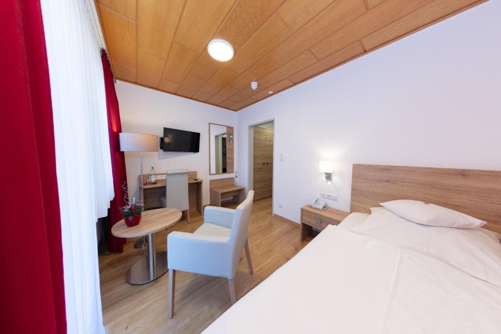 Comfort Single Room room - Image 3