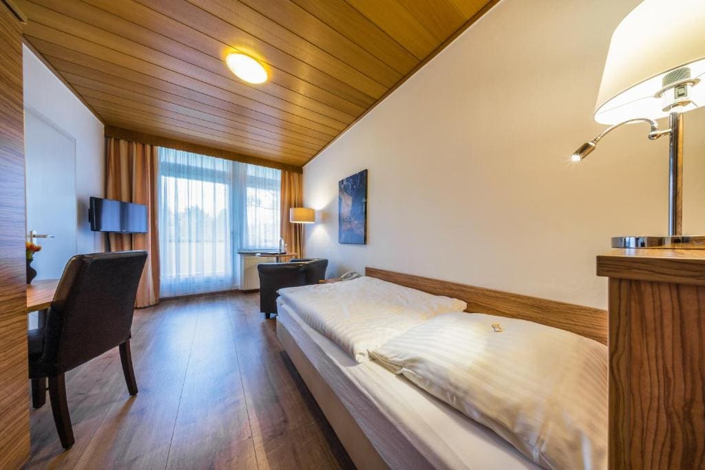 Comfort Single Room room - Image 2