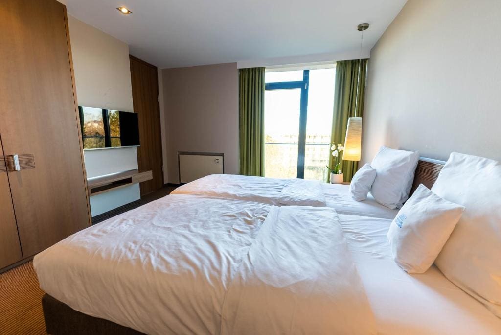 Lake Constance Suite room - Image 2