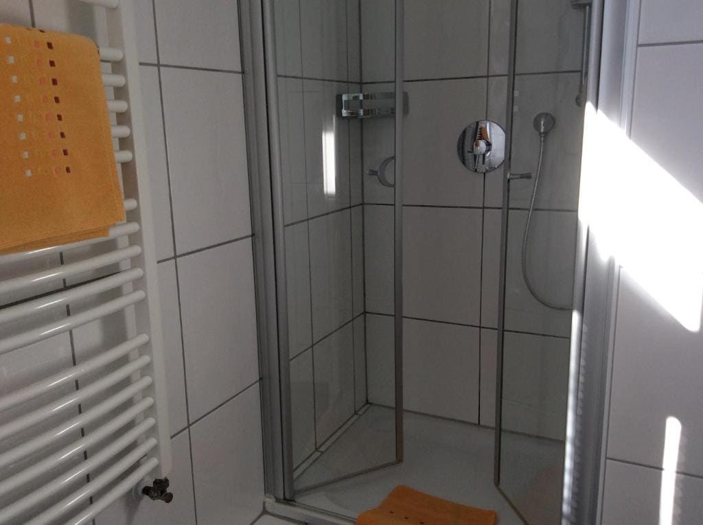 Double Room with French Bed room - Image 3
