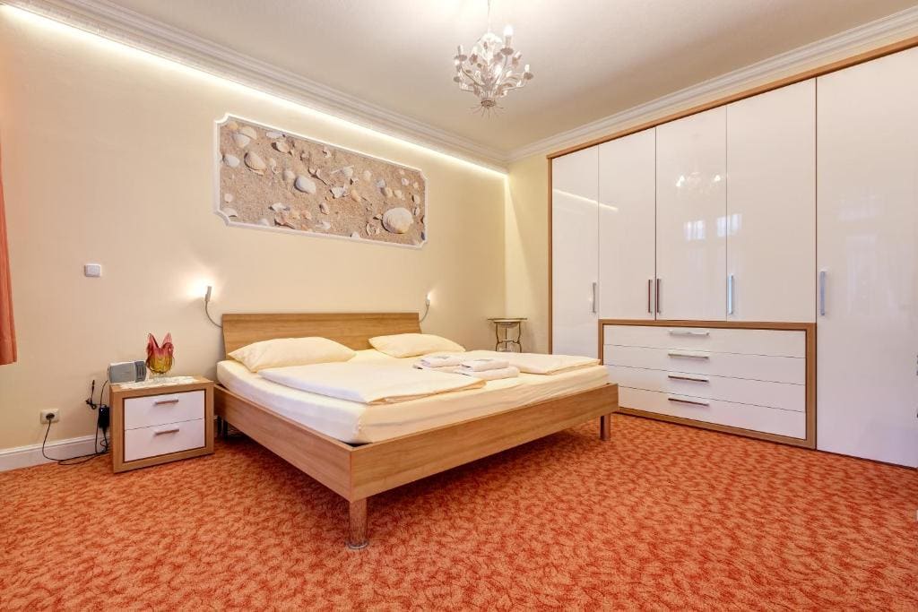 Apartment with Balcony room - Image 2