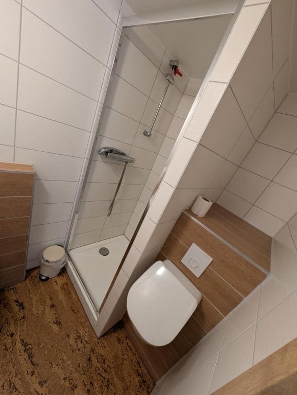 Standard Twin Room room - Image 2