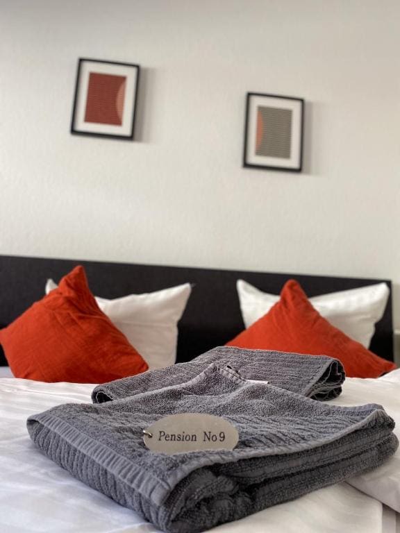 Double Room with Private Bathroom room - Image 1
