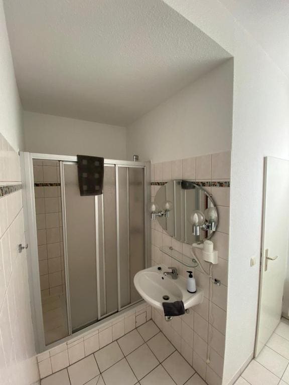 Double Room with Private Bathroom room - Image 3