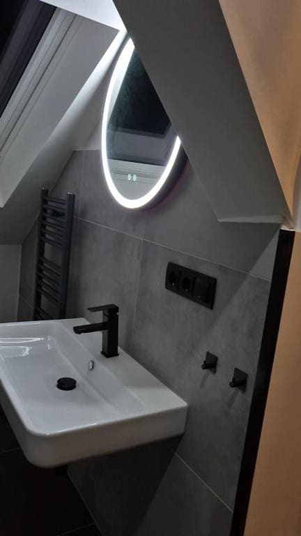 Triple Room with Bathroom room - Image 1
