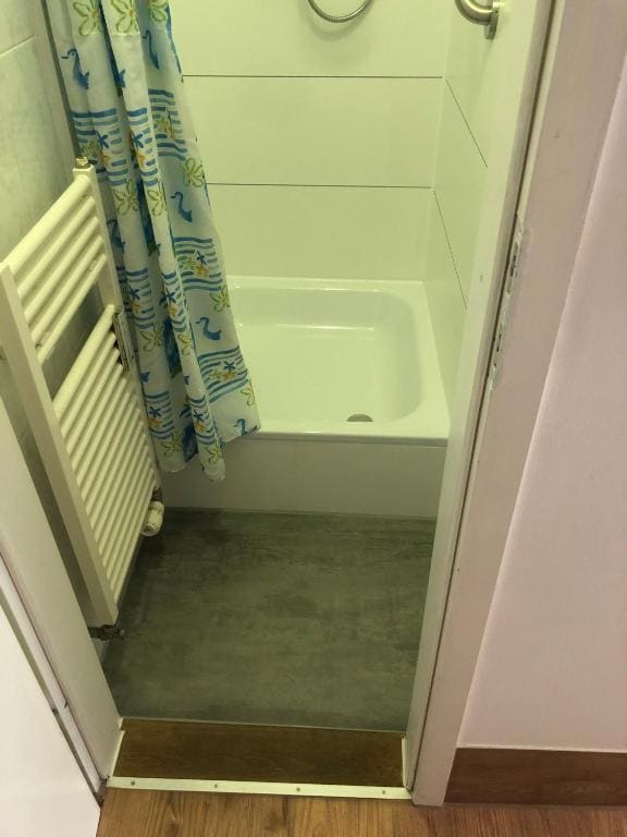 Quadruple Room with Shared Toilet room - Image 2