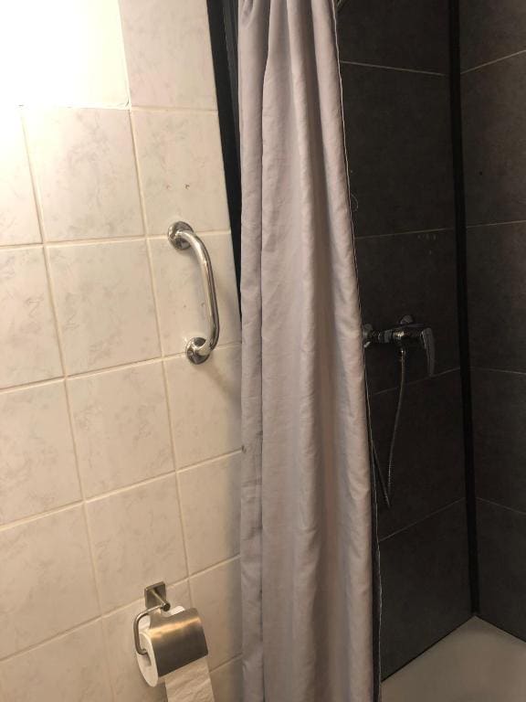 Quadruple Room room - Image 1