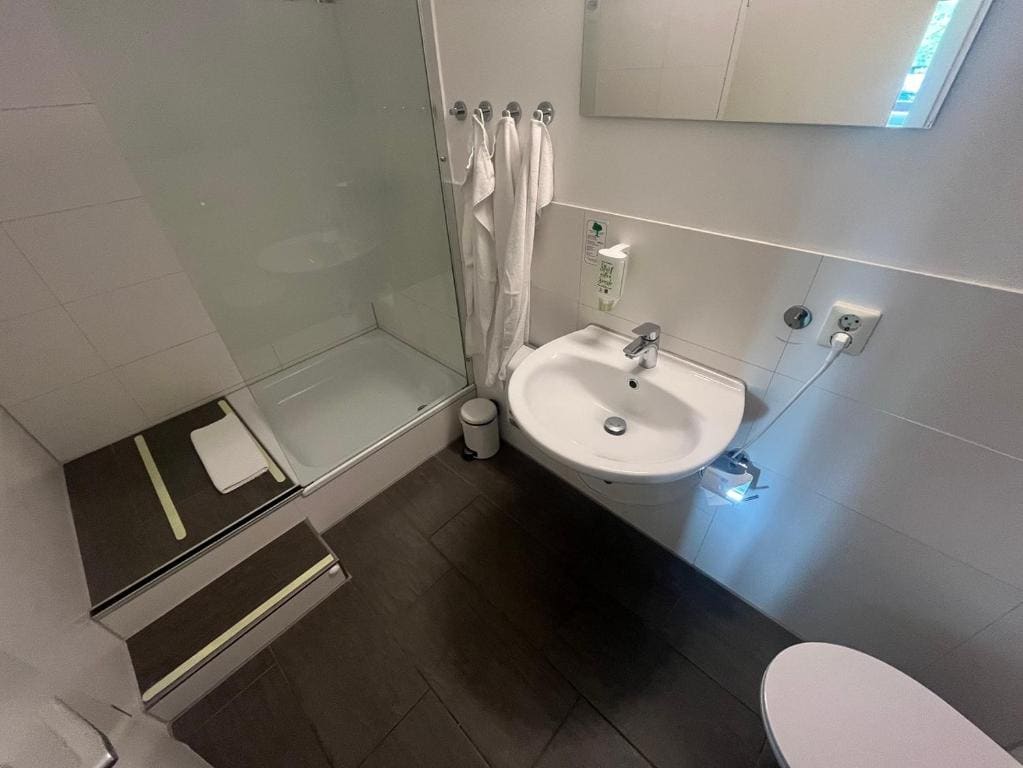 Quadruple Room room - Image 2