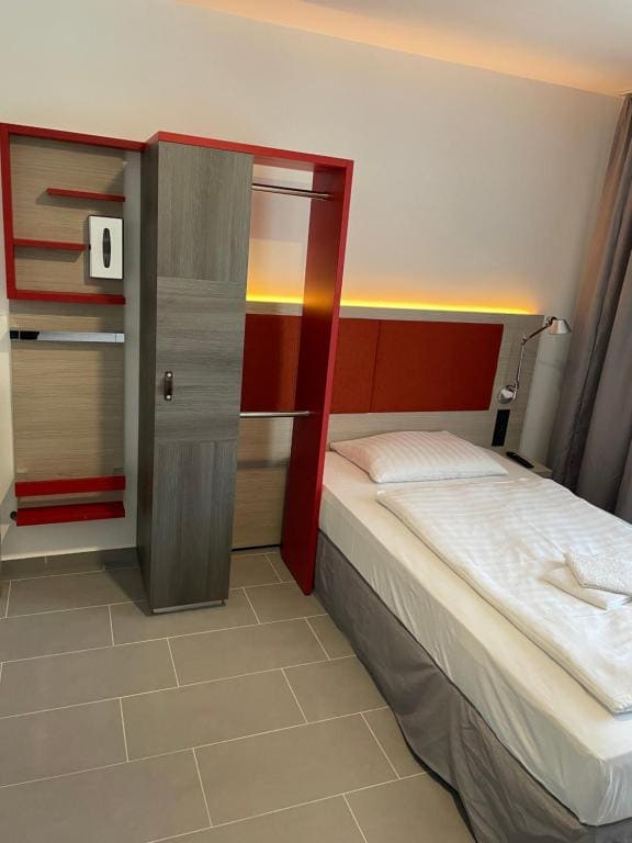Deluxe Single Room room - Image 2