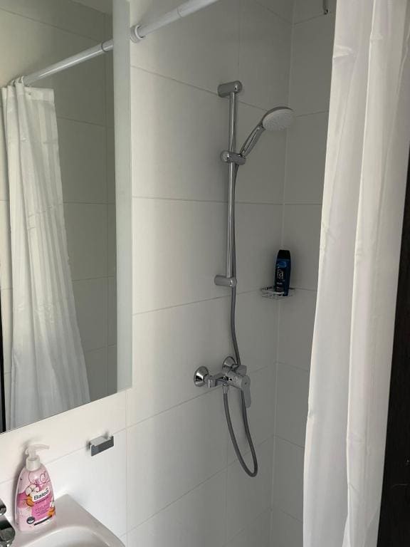 Standard Twin Room room - Image 2
