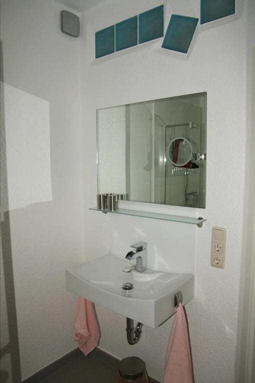 Double Room with Private Bathroom room - Image 1