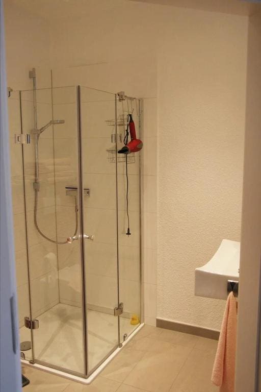 Double Room with Private Bathroom room - Image 2
