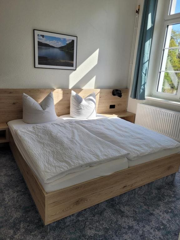 One-Bedroom Suite room - Image 2