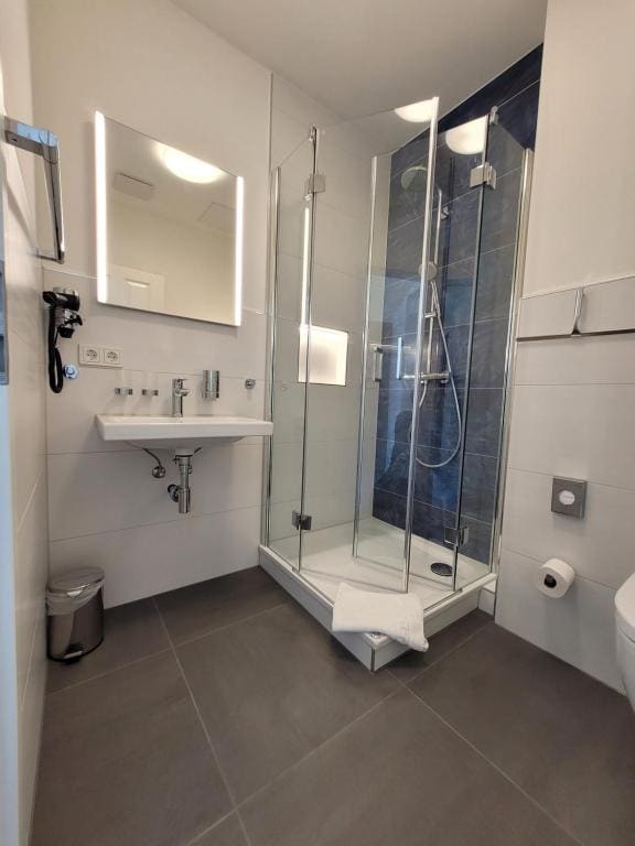 Standard Double Room room - Image 2